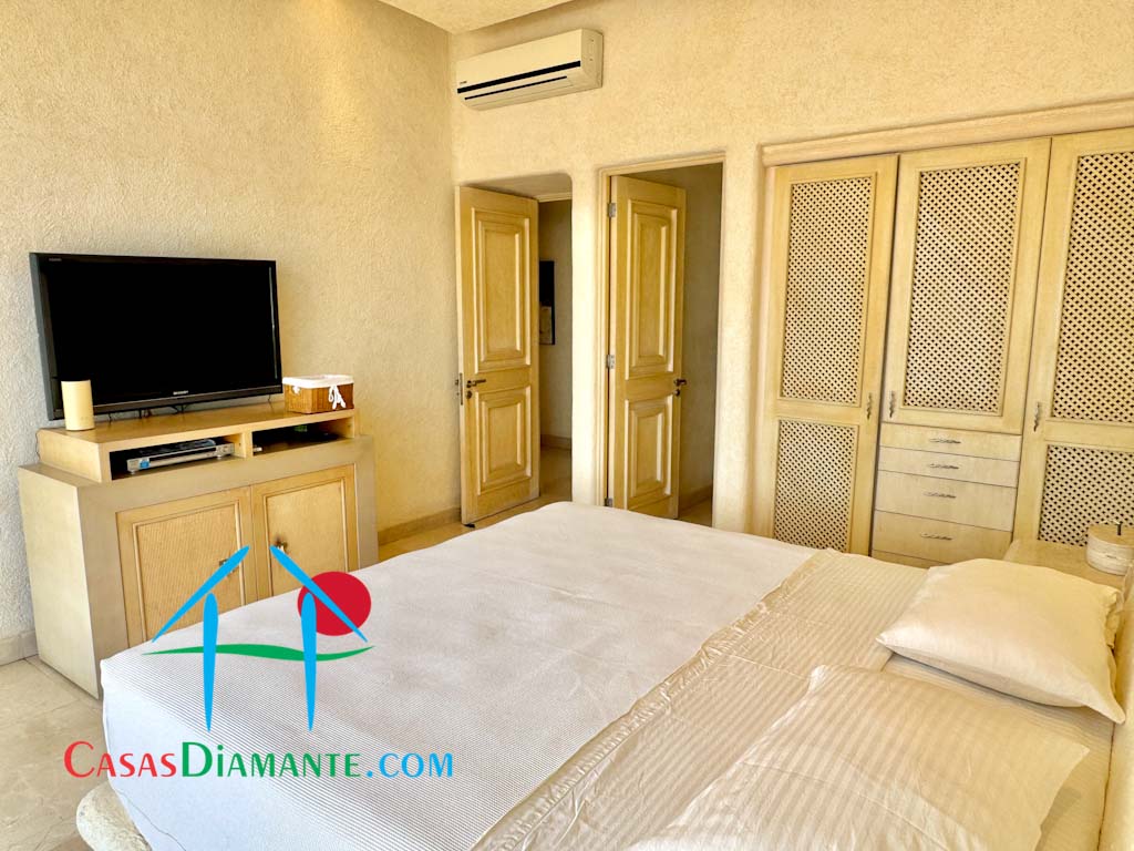 Brisas Diamante Villa 100 - Recámara uno 2